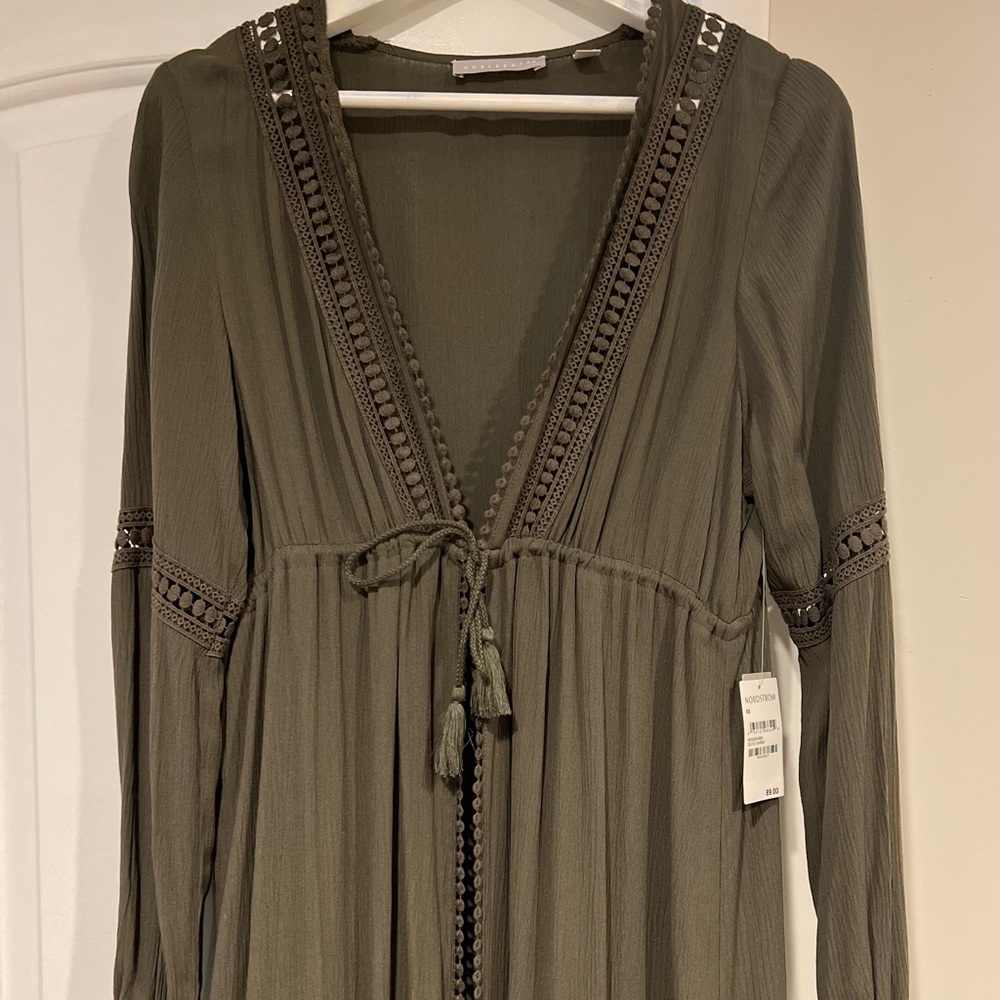 Long dark green, light- weight robe or cover up.